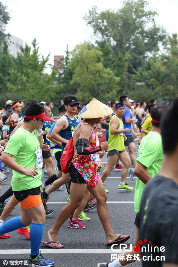 2016北京马拉松(2016北京马拉松全程回顾)