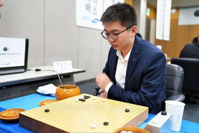 围棋世界冠军(围棋世界冠军柯洁)